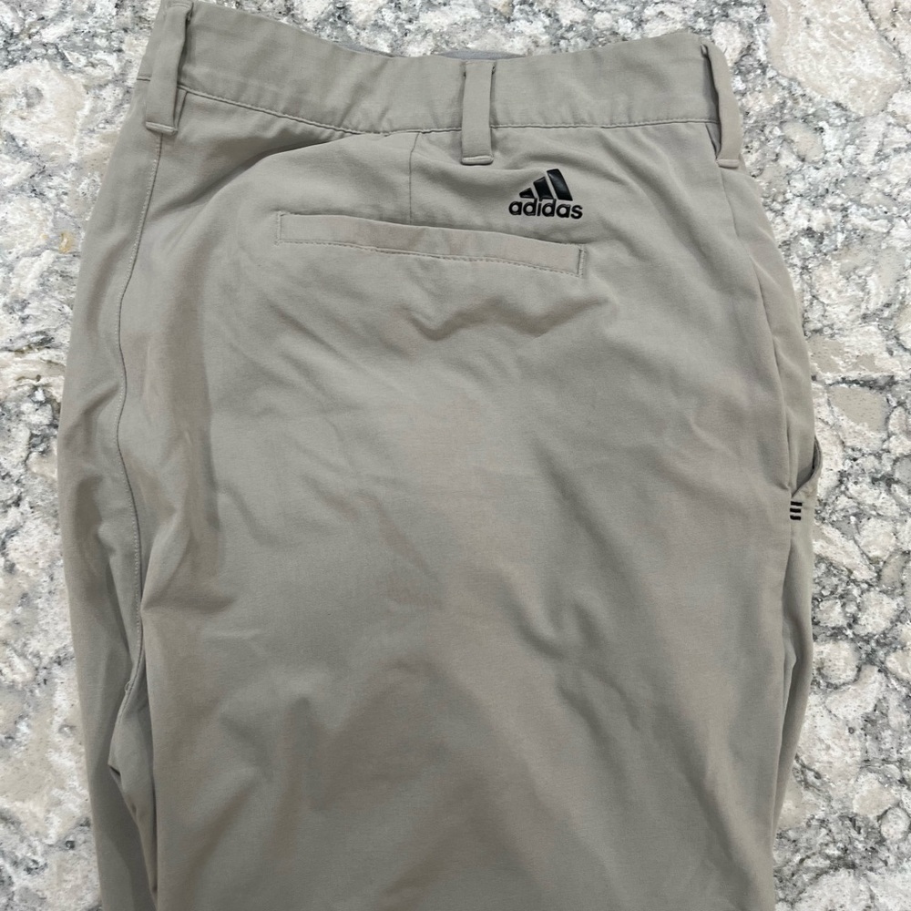 Adidas Men’s Performance Golf Pants 38x32 Khaki Ultimate 365 Flat Front Stretch